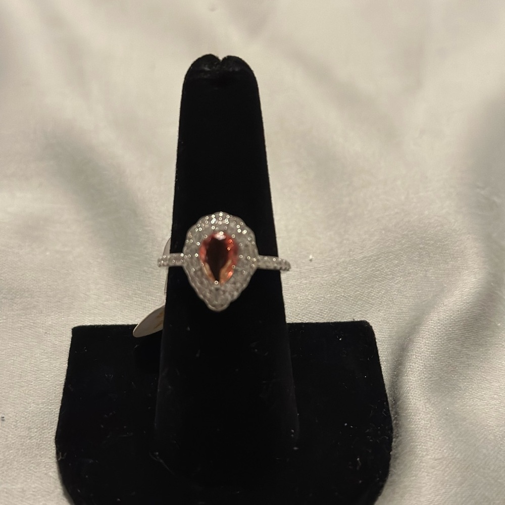 Size 7, women’s .925 solid sterling silver ring